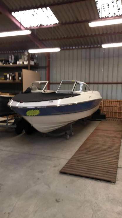 Charter Motorboat Bayliner 185 Bowrider Strasbourg