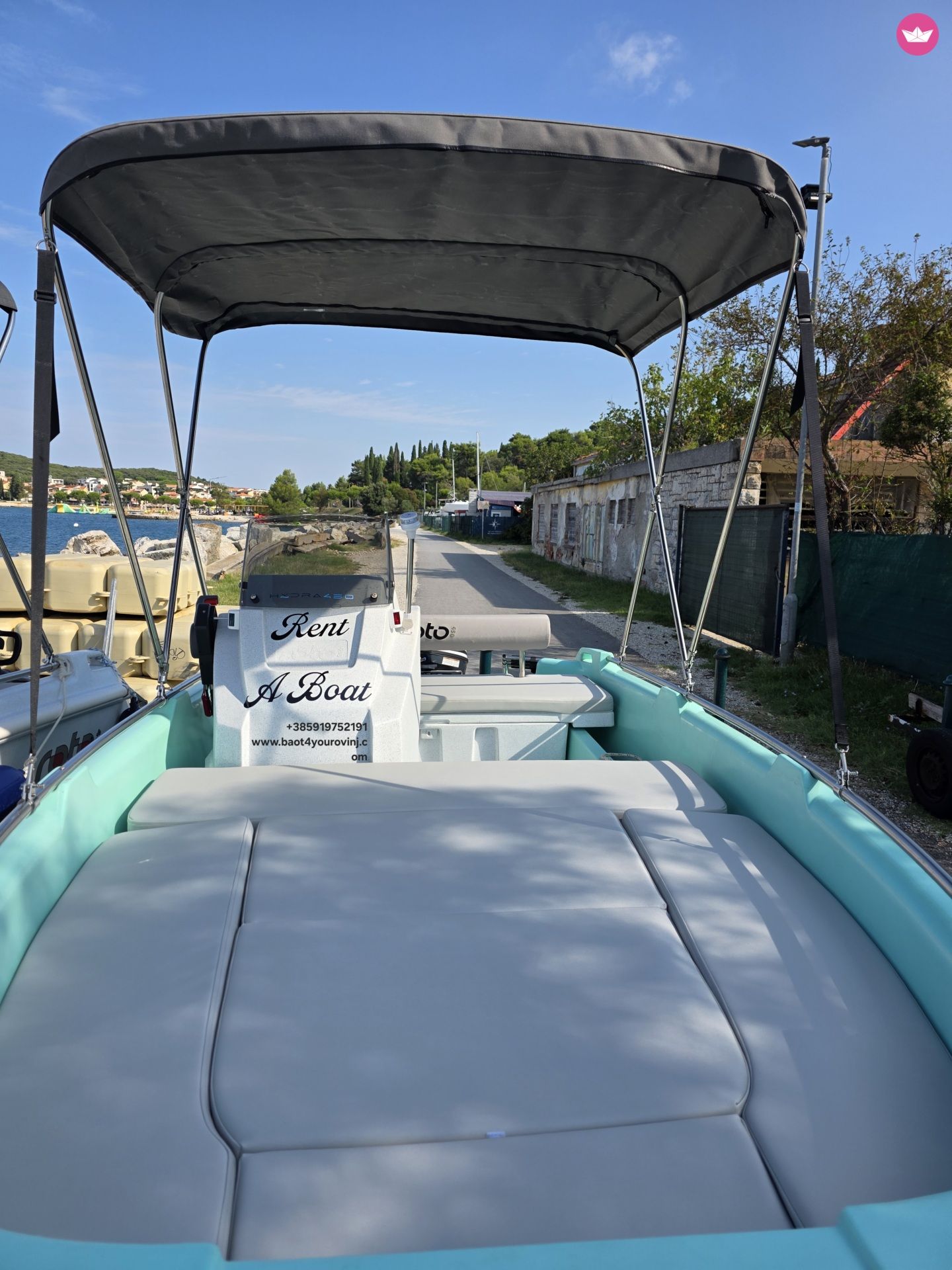 Bateau à moteur ROTO HYDRA 10cv 8