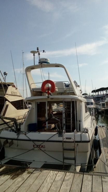Location Bateau à moteur Princess Vedette 31 Royan
