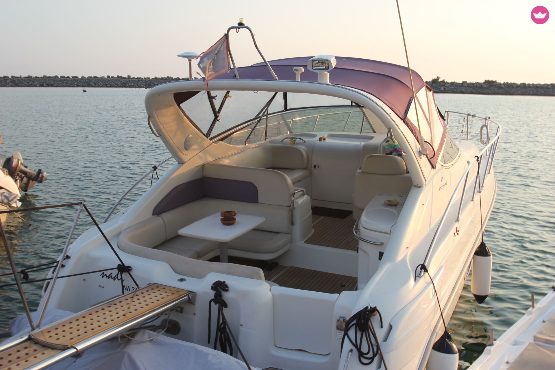 Motorboat Cranchi Zaffiro 34 for hire