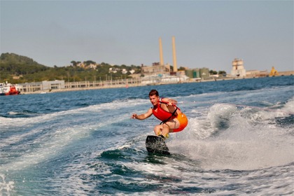 Stylisch übers Meer – Entdecke Mallorca mit der Monterey 264FS