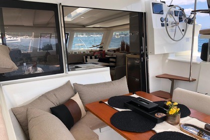 Hyra båt Katamaran Fountaine Pajot 2019 Göcek