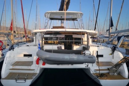 Rental Catamaran Lagoon-Bénéteau Lagoon 46 - 4 + 2 cab. Alimos