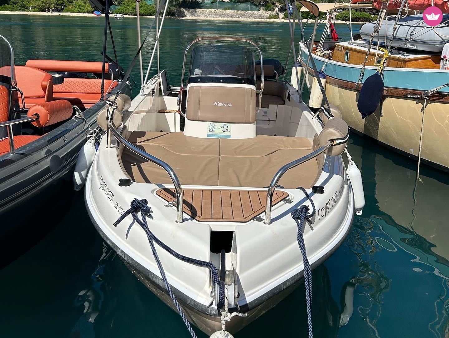 Bateau à moteur Karel Ithaca 550 50cv 3