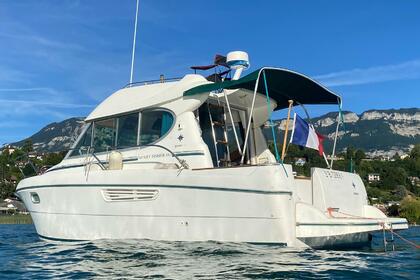 Charter Motorboat Jeanneau Merry Fisher 805 Aix-les-Bains