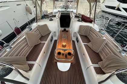 Charter Sailboat Jeanneau Sun Odyssey 43 Naples