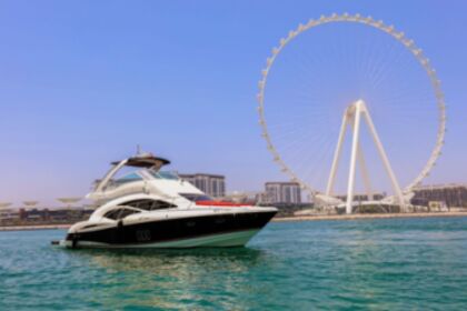 Charter Motorboat Cruisers 47 Dubai