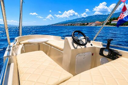 Location Bateau à moteur Kraken 380 Cavtat