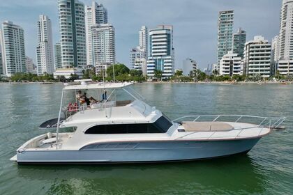Charter Motorboat Buddy Davis 61 Cartagena