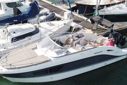 Hire Motorboat Quicksilver Activ 805 Sundeck La Rochelle