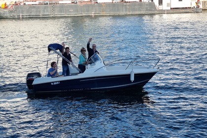 Charter Motorboat Jeanneau Cap Camarat 545 Paris