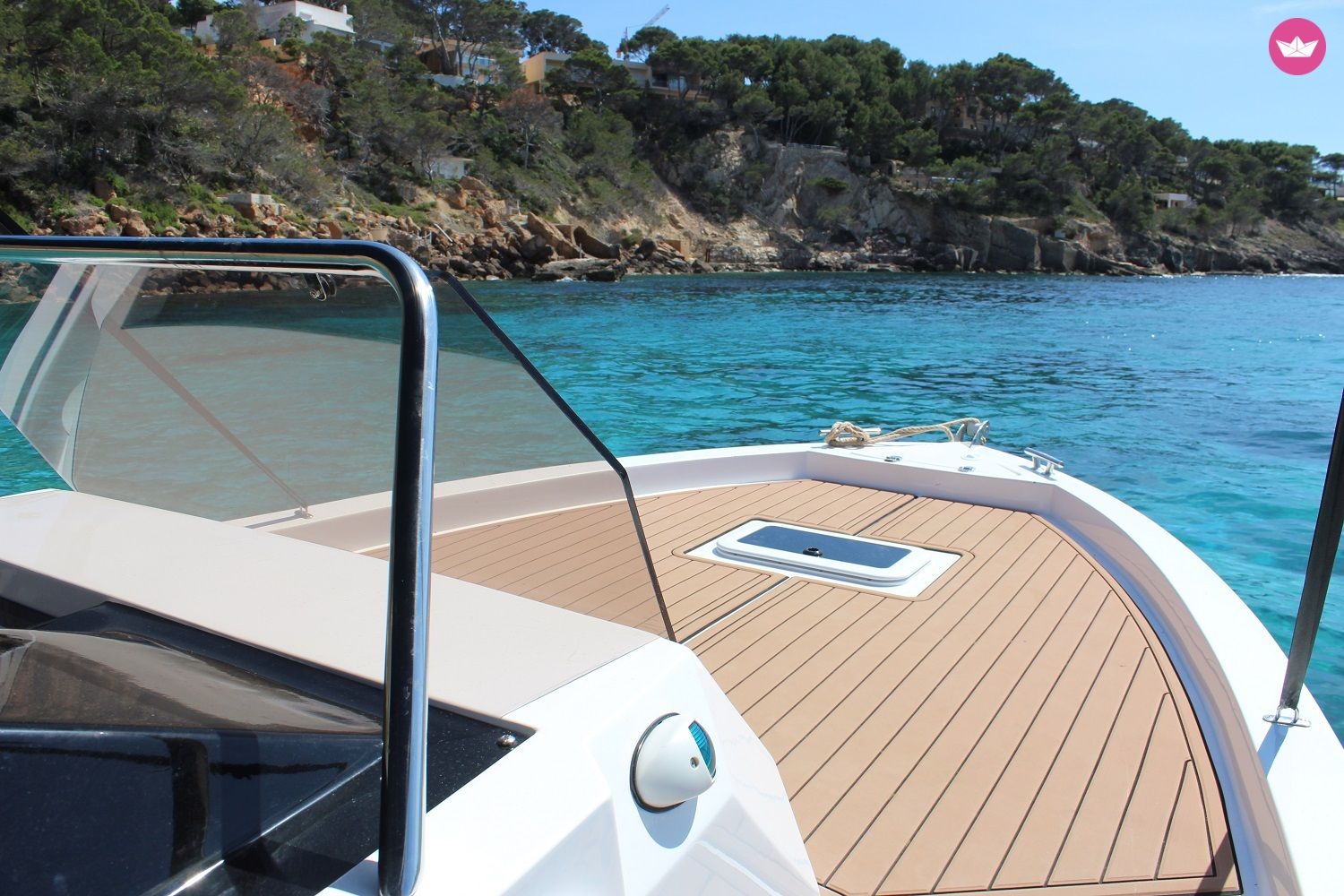 Bateau à moteur cattleya x6 cabin 115cv 2