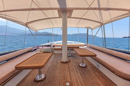 Rent this impressive gulet for up to 6 persons