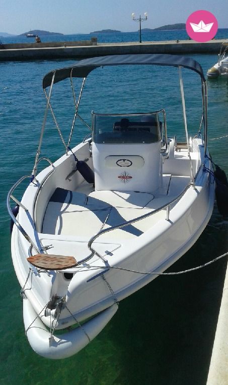 Motorboat Blue Line 19 Open  