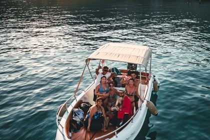 Aluguel Lancha Albatros Open Otranto