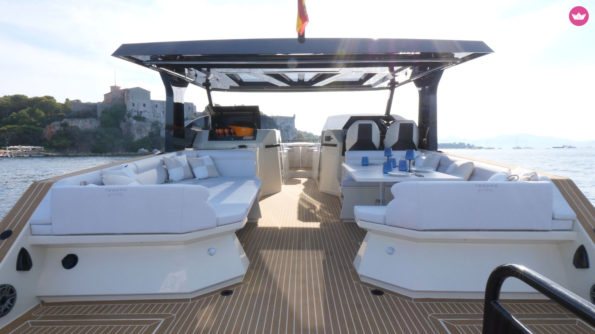 Bateau à moteur Tesoro T41 Power Cat 700cv 2