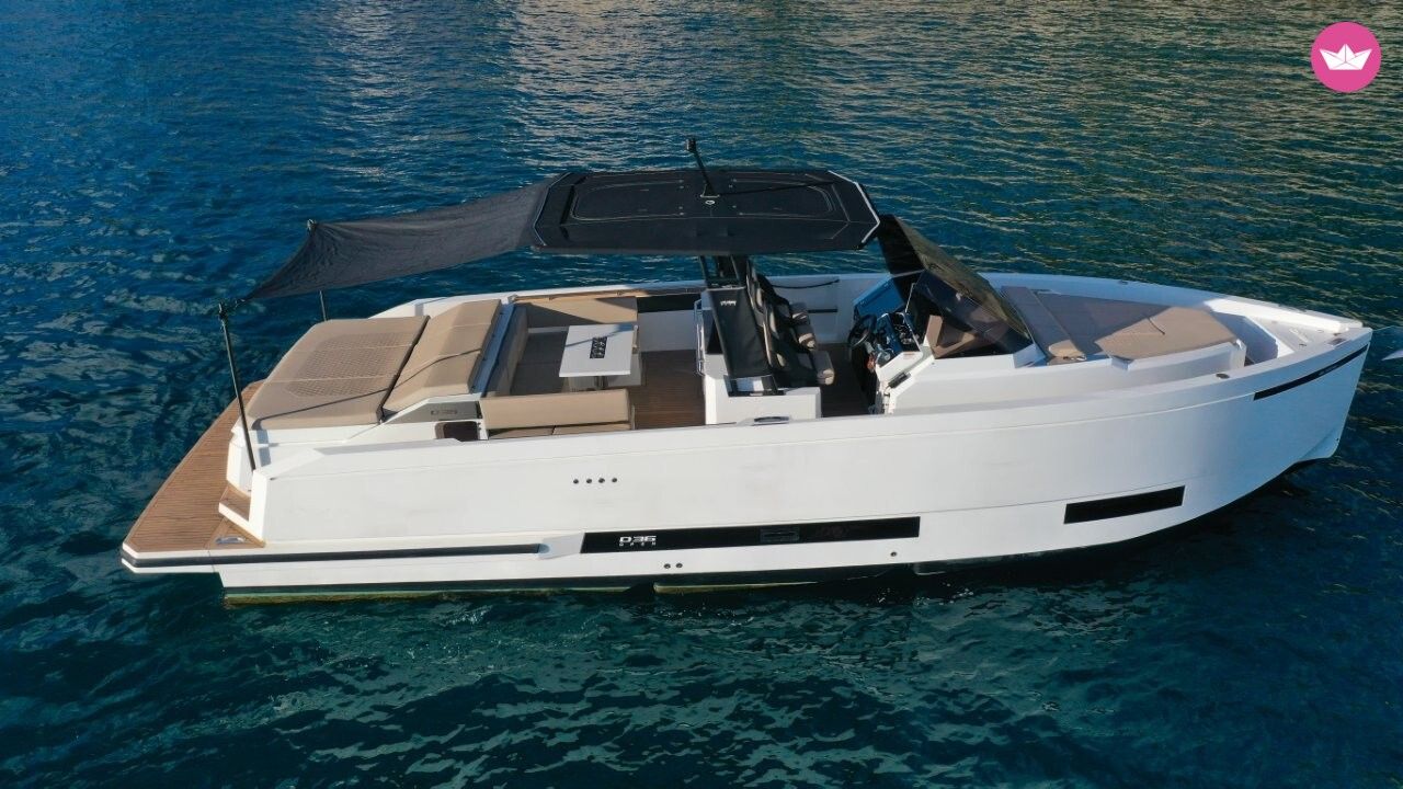 Bateau à moteur de antonio D-36 700cv 6