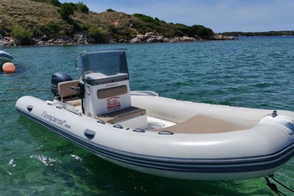 Noleggio Gommone Capelli Capelli Tempest 530 Palau