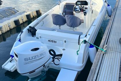 Hire Motorboat Pacific Craft Open 670 Le Gosier