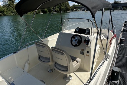 Quicksilver Activ 555