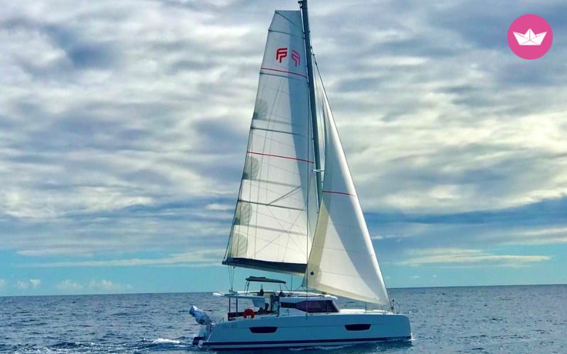 Catamaran Fountaine Pajot ISLA 40 (4 CAB + 1 /  2 SDB) 11m 2