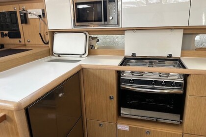 Hire Sailboat Bavaria C46 Marseille