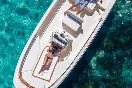 Alquiler Lancha Invictus 190 FX Saint-Laurent-du-Var