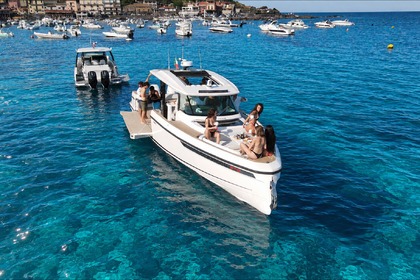 Noleggio Yacht a motore Saxdor Yachts Oy Saxdor 400 GTS Taormina