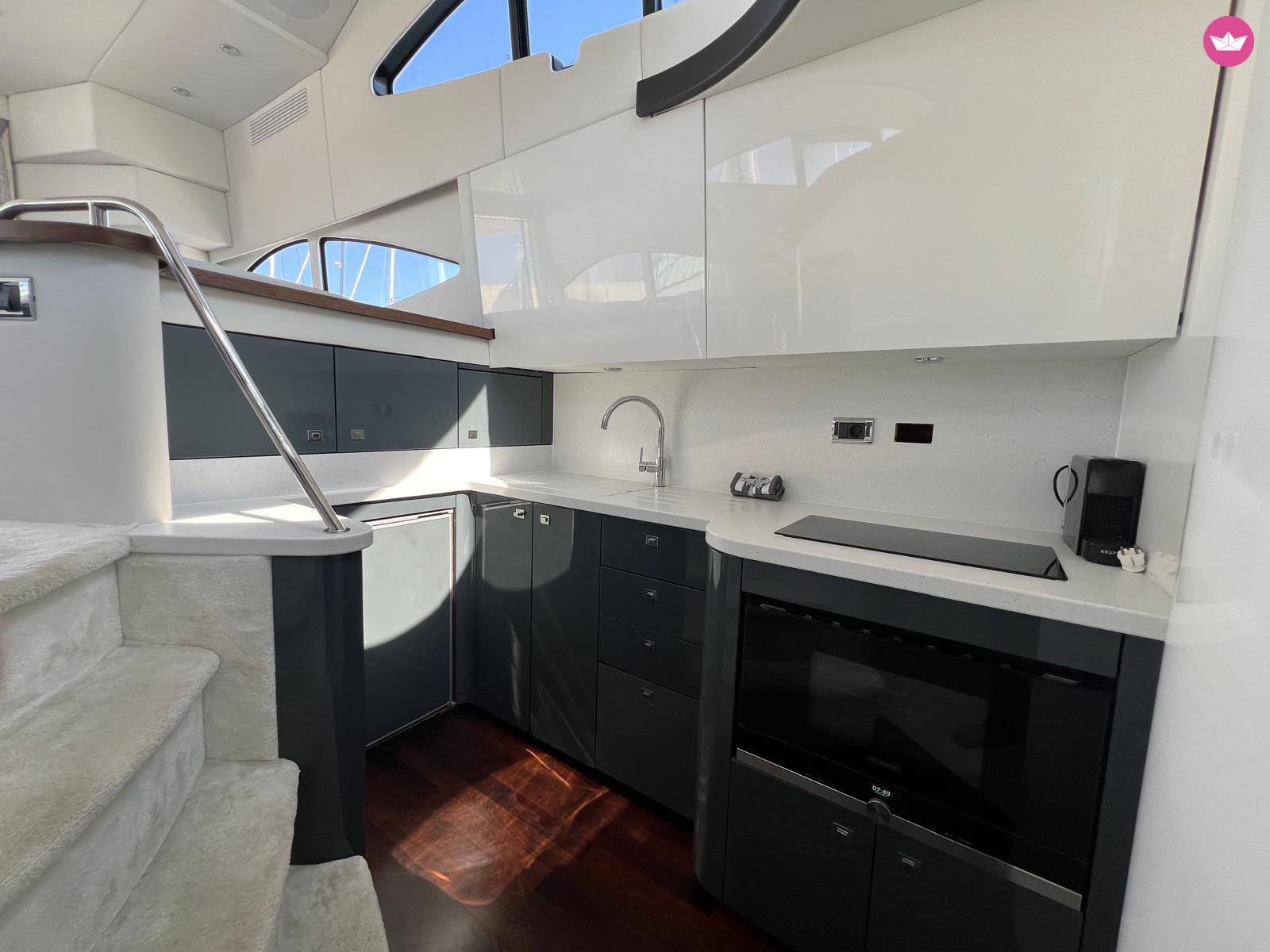 Bateau à moteur Sunseeker 50 Manhattan 900cv 4