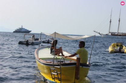 Charter Motorboat Bertozzi Gozzo Capri