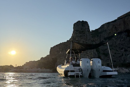 Hyra båt RIB-båt Salpa Soleil 33 Positano