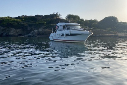 Location Bateau à moteur Beneteau antares 8.80 Six-Fours-les-Plages