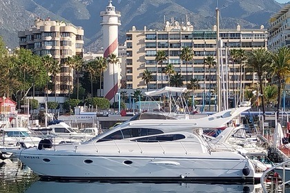 Noleggio Barca a motore Doqueve 46 Majestic Marbella