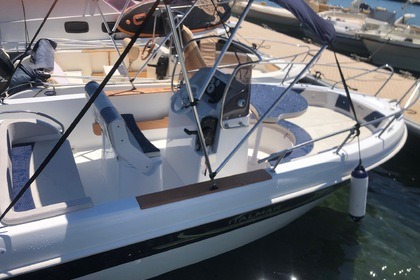 BOAT WITHOUT A LICENSE FOR THE MADDALENA ARCHIPELAGO AND CORSICA