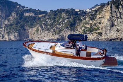 Hire Motorboat Gozzo Mimi Libeccio 9.5WA Salerno