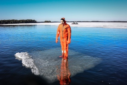 Hovercraft tour in Helsinki archipelago