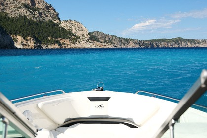 Stylisch übers Meer – Entdecke Mallorca mit der Monterey 264FS