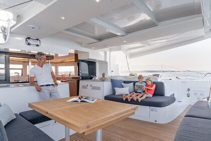 Catamarano Lagoon 46