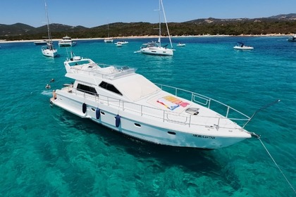 Charter Motorboat Ferretti 44s Porto Rotondo