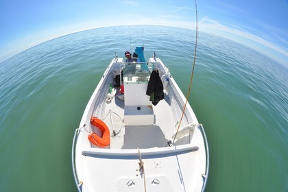 Rental Motorboat Fibramar Pescador 5.50 Noirmoutier