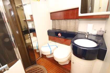 lovely motoryacht for 6 people in Antalya/Kemer