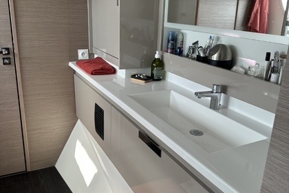 Hyra båt Katamaran Fountaine Pajot Elba 45 Bandol