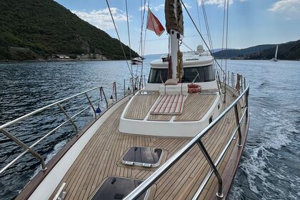 Hire Sailboat Exclusive Yacht, 5 Cabins 55 Hermes Tivar