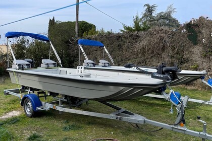 Charter Motorboat Hyros yacht King fisher Tarascon