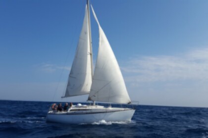 Rental Sailboat Neptune Trident 80 Cap d'Agde