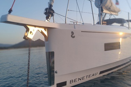 Noleggio Barca a vela Beneteau Oceanis 37.1 Villasimius
