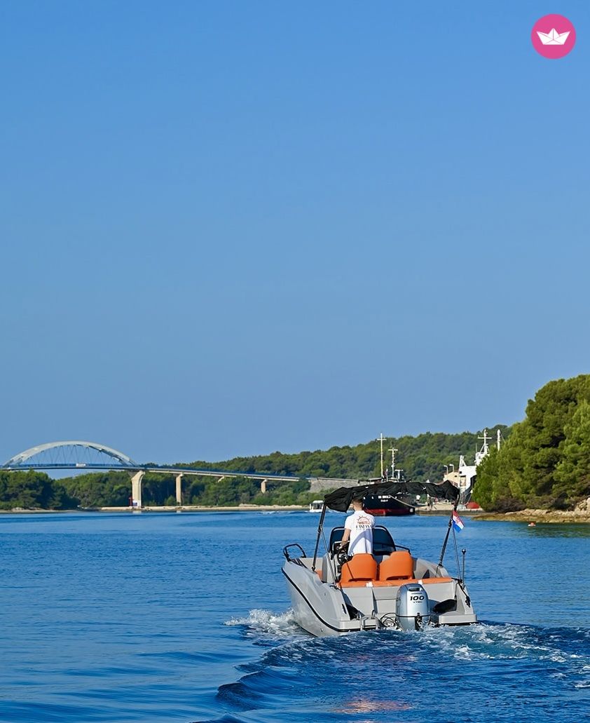 Bateau à moteur Quicksilver Activ 555 Open LIMITED EDITION 100cv 7