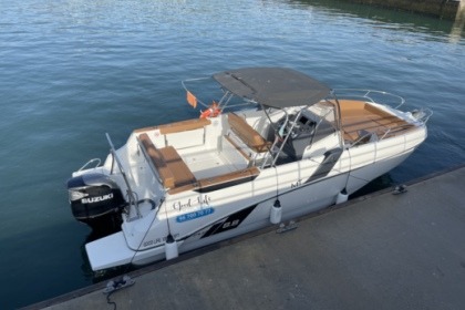 Beneteau 8.8 Spacedeck for rent