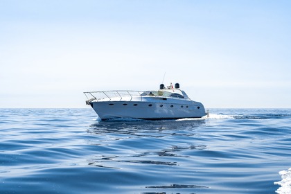 Noleggio Yacht a motore Rizzardi Cr 50 Topline Porto Cervo