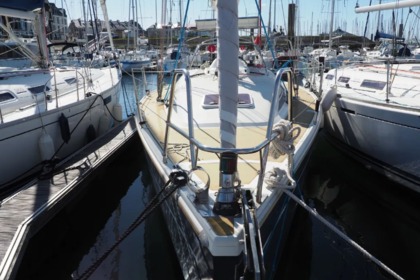Hire Sailboat  DEHLER 36 - KE EA Arzon